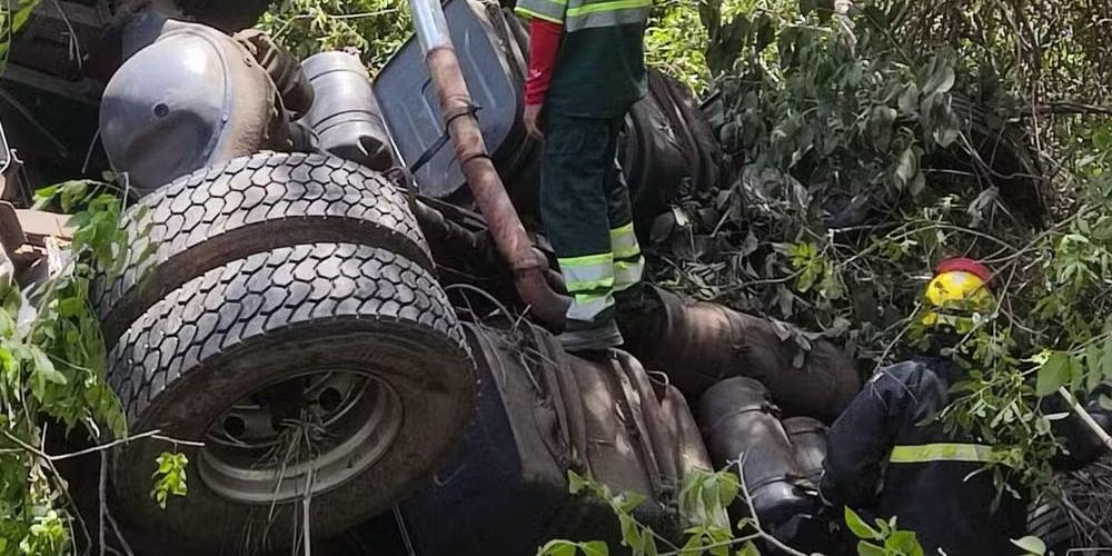 Mulher de 60 anos morre afogada em clube de BH após mal súbito